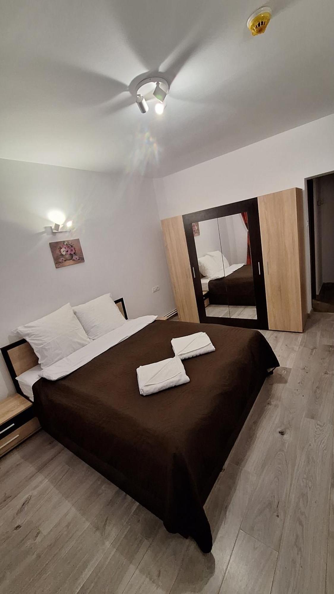 Casa Antonia Hotell Azuga Exteriör bild